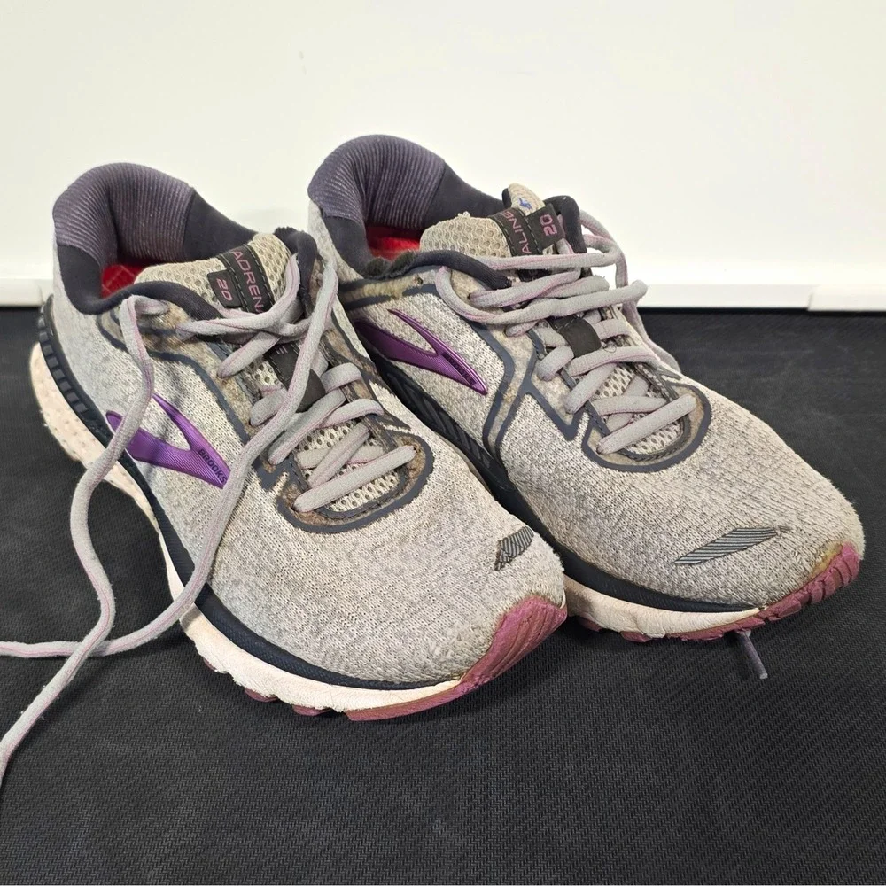 Brooks Adrenaline GTS 20 Womens Running Shoes Gray/Valerian/White Size 7.5
